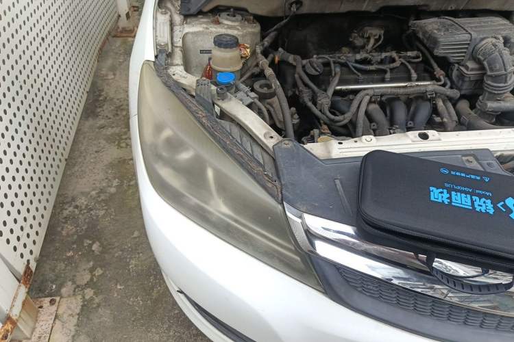 Used Haima M3 2013 1.5L Manual Base Version Right Front Headlight