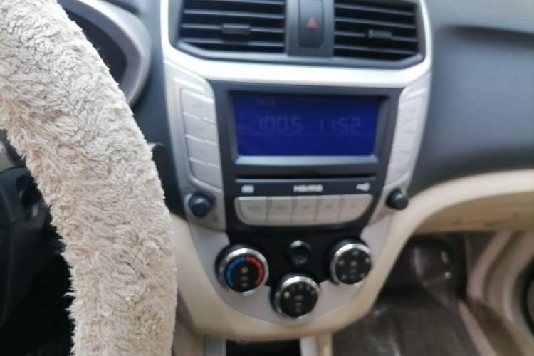 Used Haima M3 2014 1.5L Manual Comfort Model Audio And AC Panel