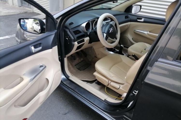 Used Haima M3 2014 1.5L Manual Comfort Model Driver Seat