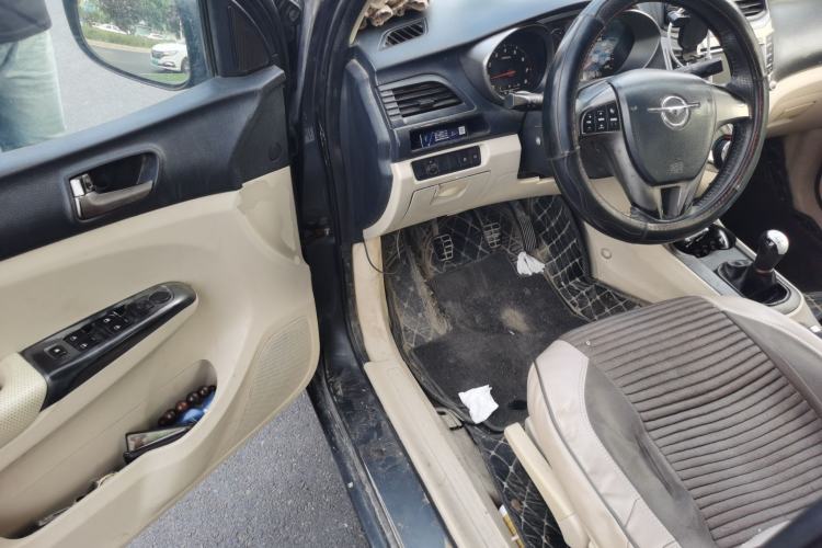 Used Haima M3 2014 1.5L Manual Comfort Model Driver Seat