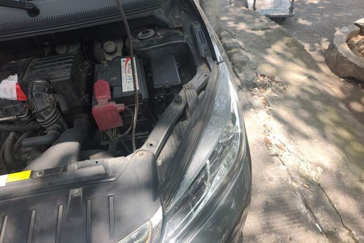 Used Haima M3 2014 1.5L Manual Elite Edition Engine Bay Left