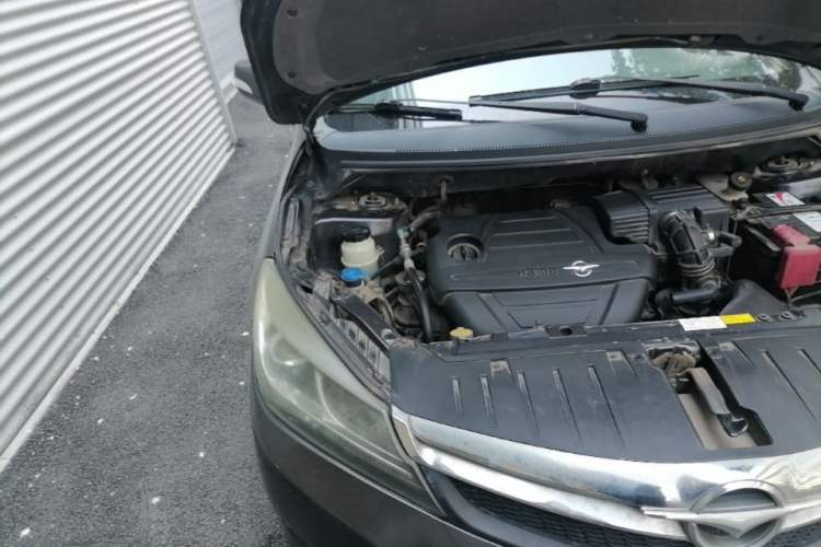 Used Haima M3 2014 1.5L Manual Comfort Model Engine Bay Right