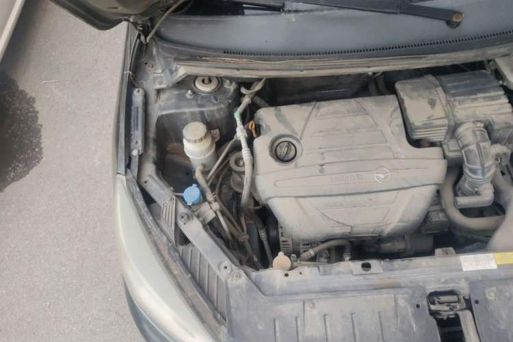 Used Haima M3 2014 1.5L Manual Luxury Model Engine Bay Right