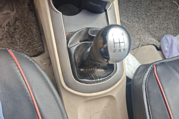 Used Haima M3 2014 1.5L Manual Comfort Model Gear Lever