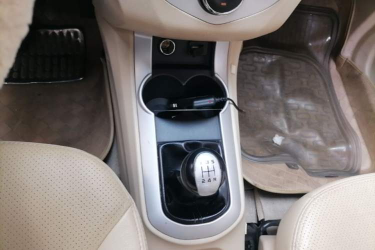 Used Haima M3 2014 1.5L Manual Comfort Model Gear Lever
