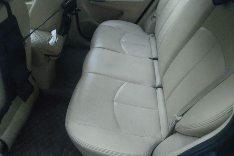 Used Haima M3 2014 1.5L Manual Luxury Model Left Rear Seat