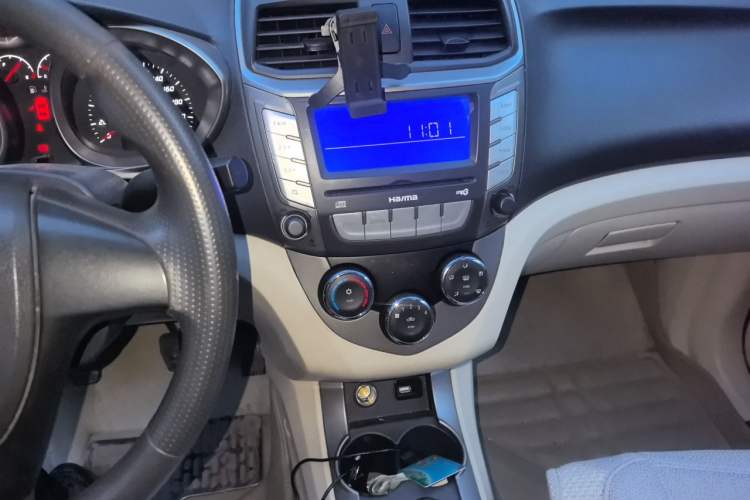 Used Haima M3 2014 1.5L Manual Standard Edition Audio And AC Panel