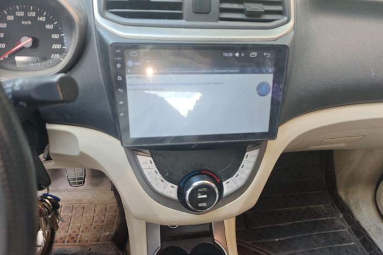 Used Haima M3 2014 1.5L Manual Elite Edition Audio And AC Panel