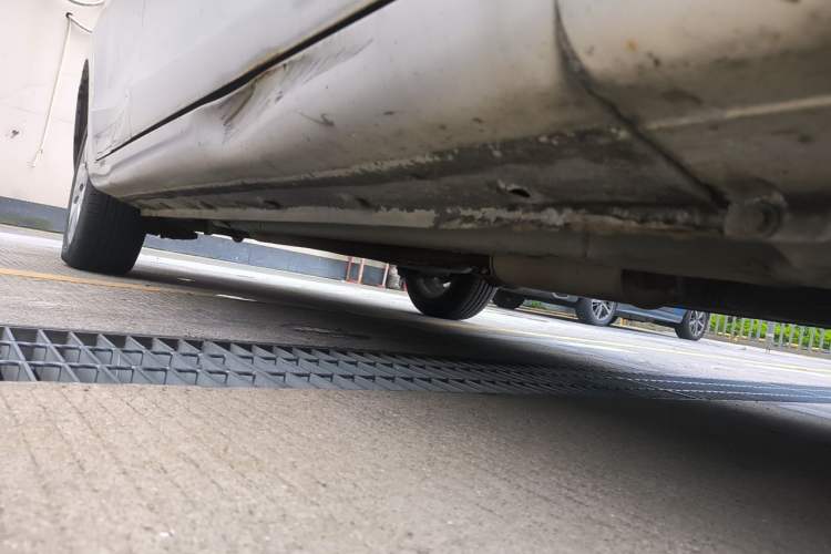 Used Haima M3 2014 1.5L Manual Elite Edition Chassis Front Right