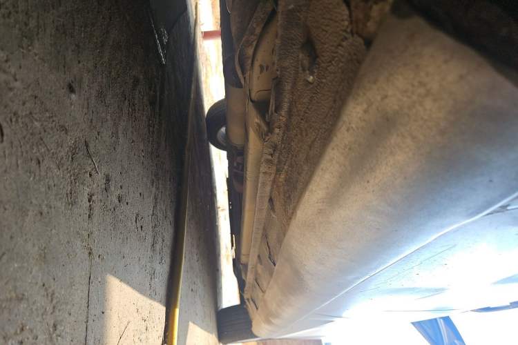 Used Haima M3 2014 1.5L Manual Flagship Model Chassis Rear Right