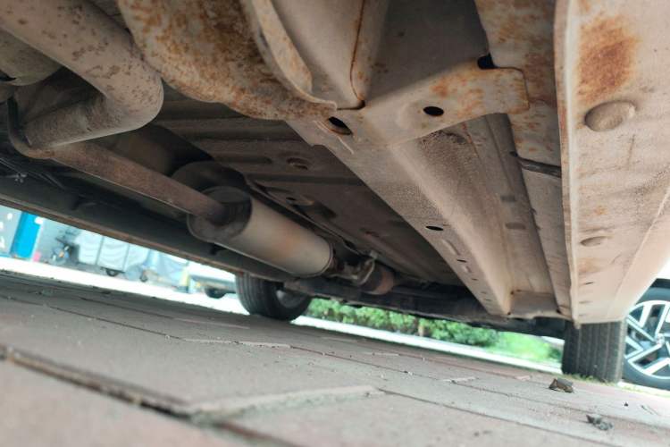 Used Haima M3 2014 1.5L Manual Comfort Model Chassis Rear Right