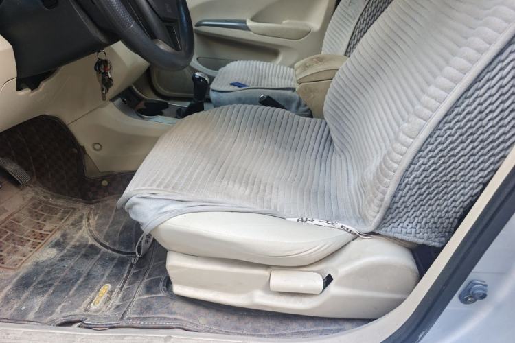 Used Haima M3 2014 1.5L Manual Elite Edition Driver Seat