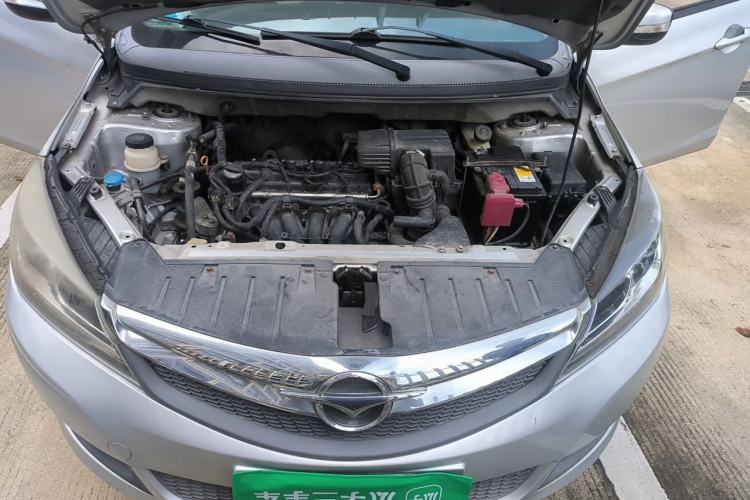 Used Haima M3 2014 1.5L Manual Elite Edition Engine Bay