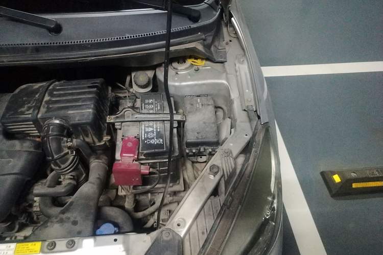 Used Haima M3 2014 1.5L Manual Comfort Model Engine Bay Left