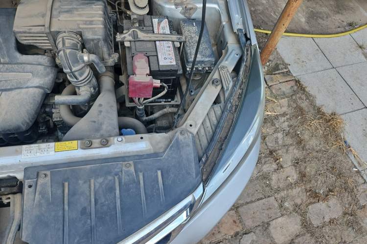 Used Haima M3 2014 1.5L Manual Flagship Model Engine Bay Left
