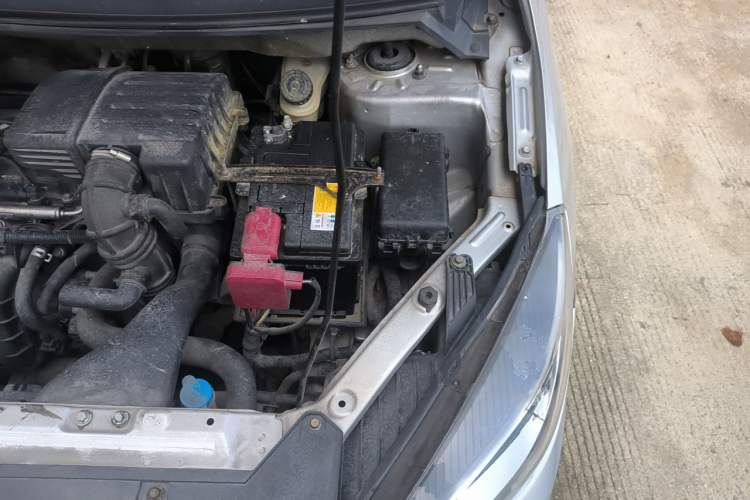Used Haima M3 2014 1.5L Manual Elite Edition Engine Bay Left