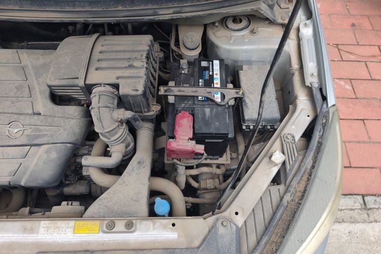 Used Haima M3 2014 1.5L Manual Comfort Model Engine Bay Left