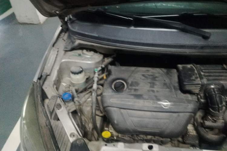 Used Haima M3 2014 1.5L Manual Comfort Model Engine Bay Right