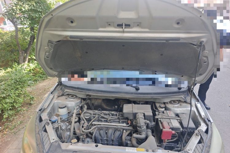 Used Haima M3 2014 1.5L Manual Elite Edition Engine Bay