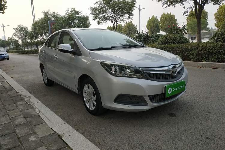 Used Haima M3 2014 1.5L Manual Elite Edition Front Right 45 Deg