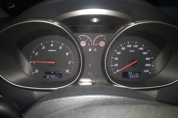 Used Haima M3 2014 1.5L Manual Comfort Model Instrument Cluster