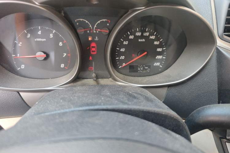 Used Haima M3 2014 1.5L Manual Elite Edition Odometer Close Up
