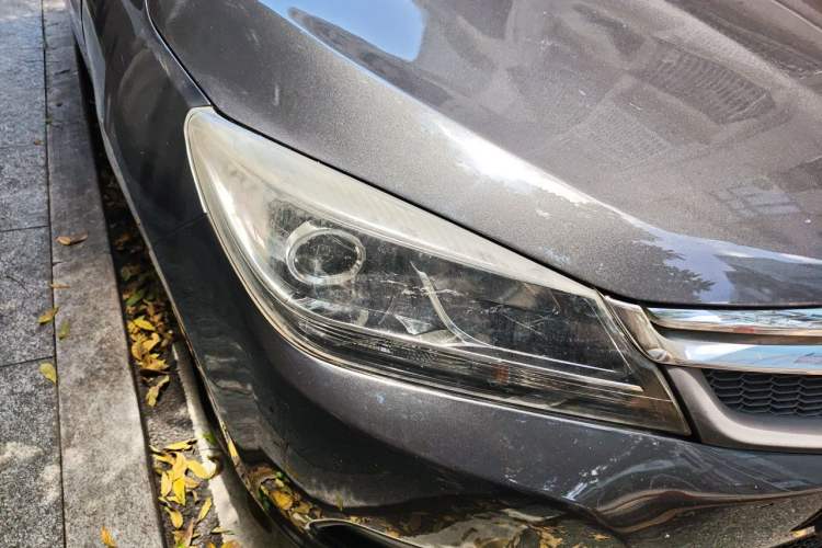 Used Haima M3 2014 1.5L Manual Standard Edition Right Front Headlight