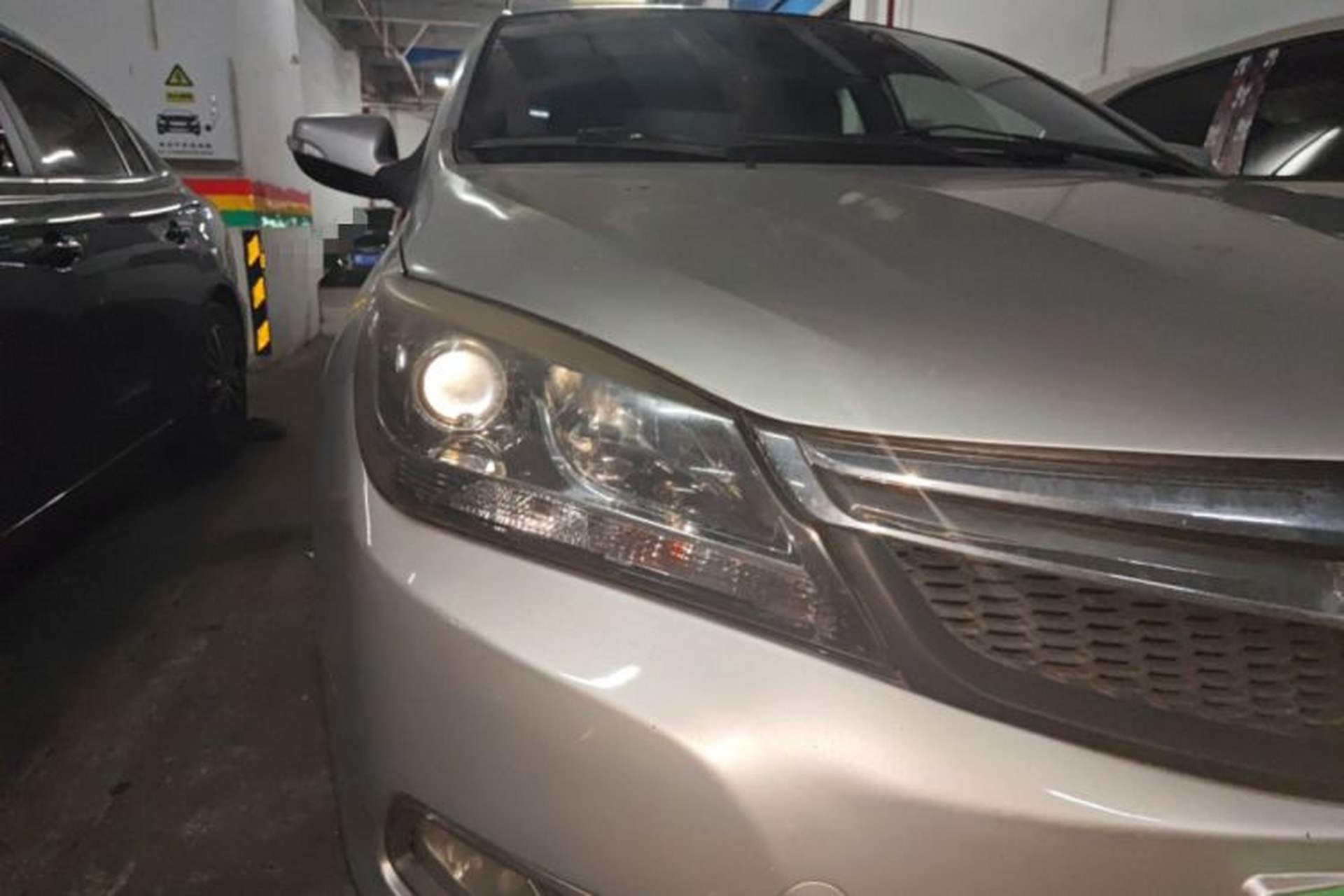 Used Haima M3 2014 1.5L Manual Luxury Model Right Front Headlight