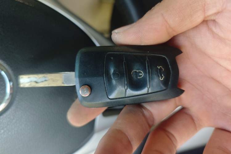 Used Haima M3 2014 1.5L Manual Luxury Model Vehicle Key