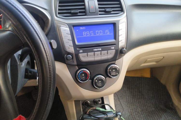 Used Haima M3 2014 1.5L Manual Standard Edition Audio And AC Panel