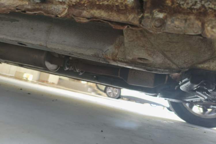 Used Haima M3 2014 1.5L Manual Colorful Navigation Edition Chassis Front Right