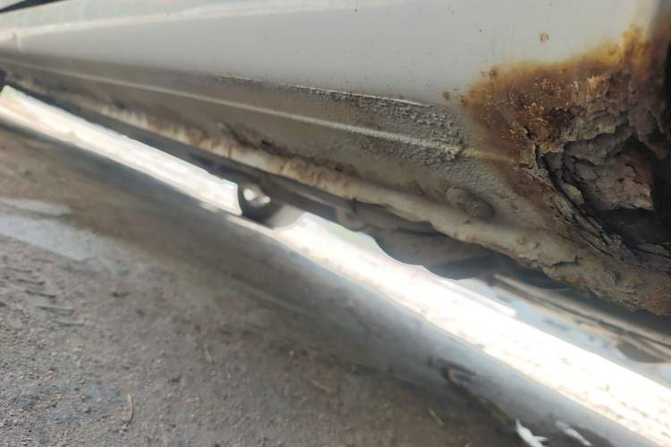 Used Haima M3 2014 1.5L Manual Comfort Model Chassis Rear Left