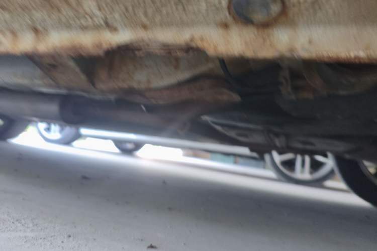 Used Haima M3 2014 1.5L Manual Colorful Navigation Edition Chassis Rear Left