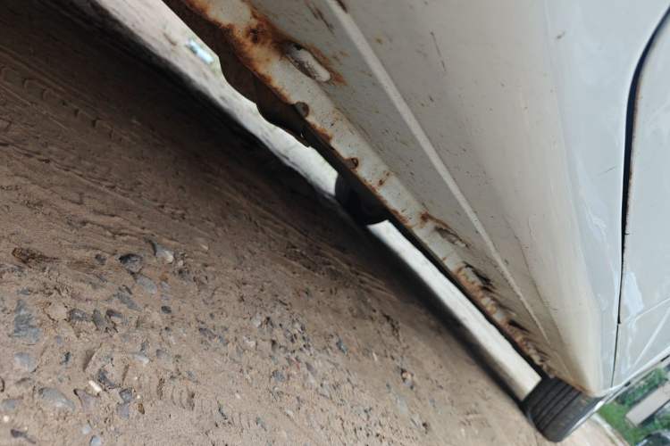 Used Haima M3 2014 1.5L Manual Elite Edition Chassis Rear Right