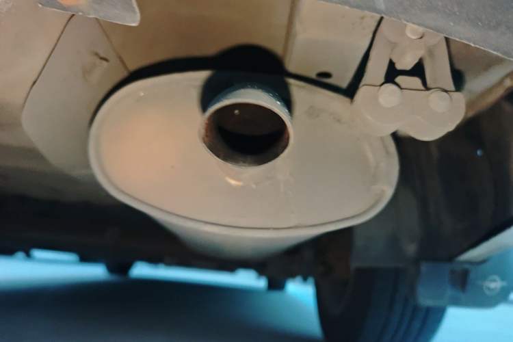 Used Haima M3 2014 1.5L Manual Elite Edition Chassis Rear Right