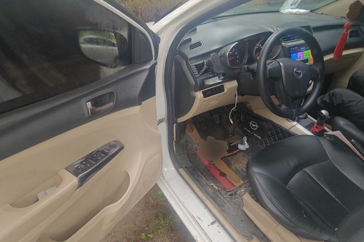 Used Haima M3 2014 1.5L Manual Elite Edition Driver Seat
