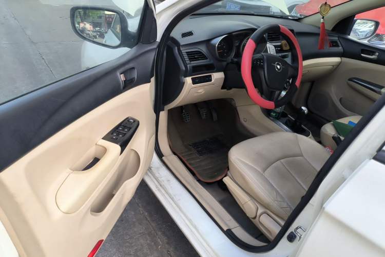 Used Haima M3 2014 1.5L Manual Comfort Model Driver Seat