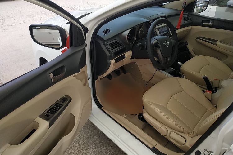 Used Haima M3 2014 1.5L Manual Comfort Model Driver Seat