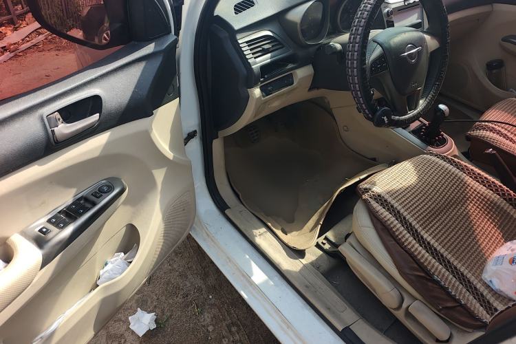 Used Haima M3 2014 1.5L Manual Comfort Model Driver Seat
