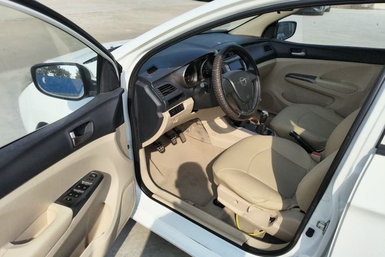 Used Haima M3 2014 1.5L Manual Standard Edition Driver Seat