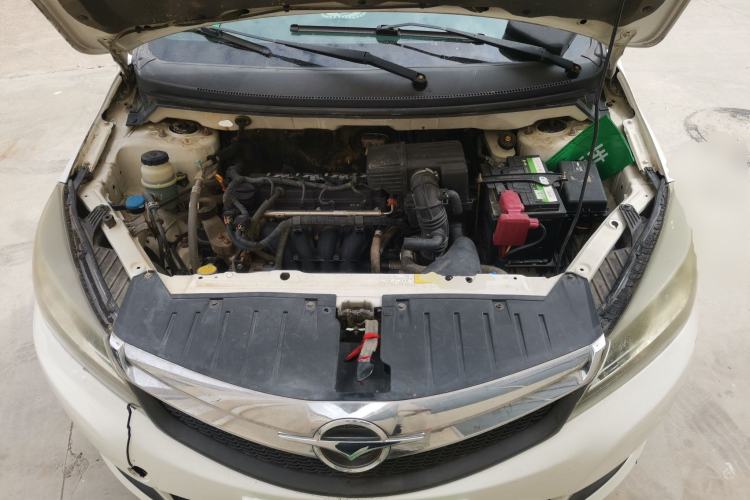 Used Haima M3 2014 1.5L Manual Elite Edition Engine Bay