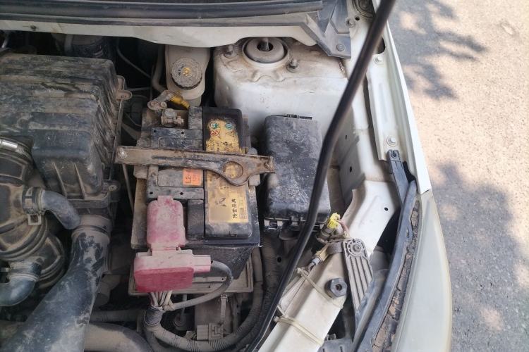Used Haima M3 2014 1.5L Manual Colorful Navigation Edition Engine Bay Left