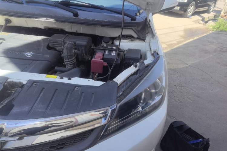 Used Haima M3 2014 1.5L Manual Comfort Model Engine Bay Left