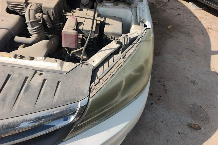 Used Haima M3 2014 1.5L Manual Comfort Model Engine Bay Left