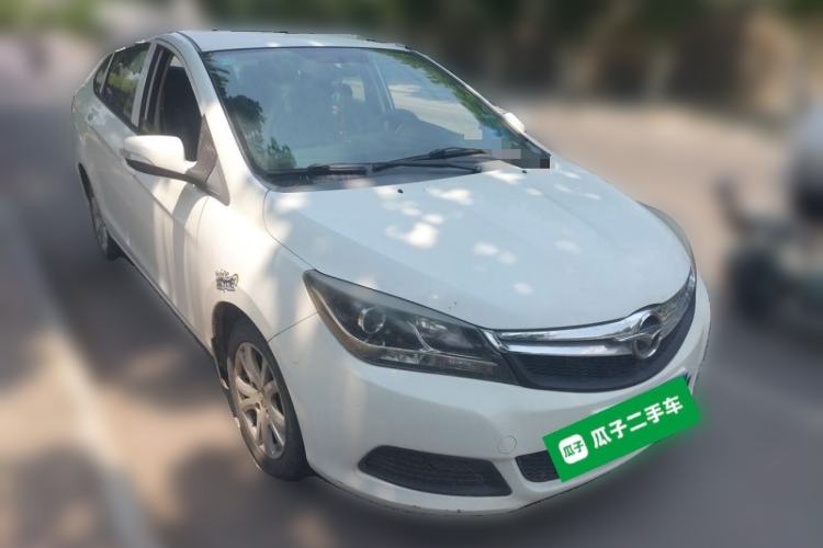 Used Haima M3 2014 1.5L Manual Colorful Navigation Edition Front Right 45 Deg