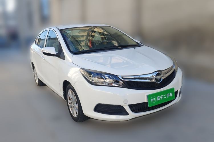 Used Haima M3 2014 1.5L Manual Colorful Navigation Edition Front Right 45 Deg