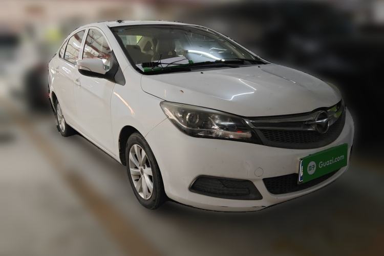 Used Haima M3 2014 1.5L Manual Standard Edition Front Right 45 Deg