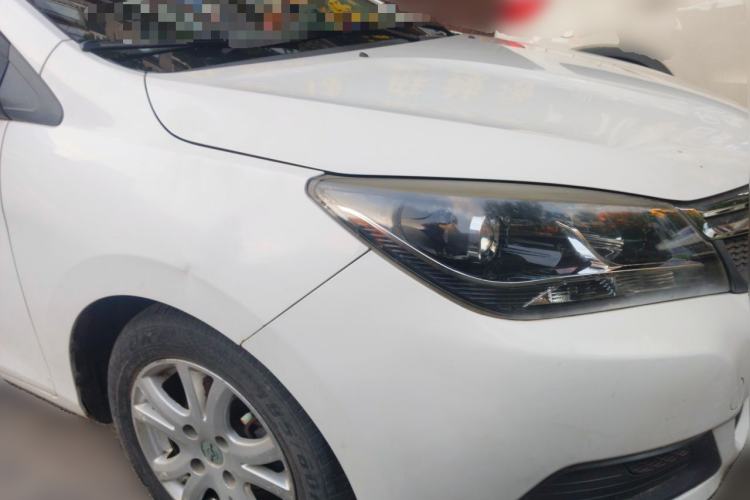 Used Haima M3 2014 1.5L Manual Standard Edition Front Right 45 Deg
