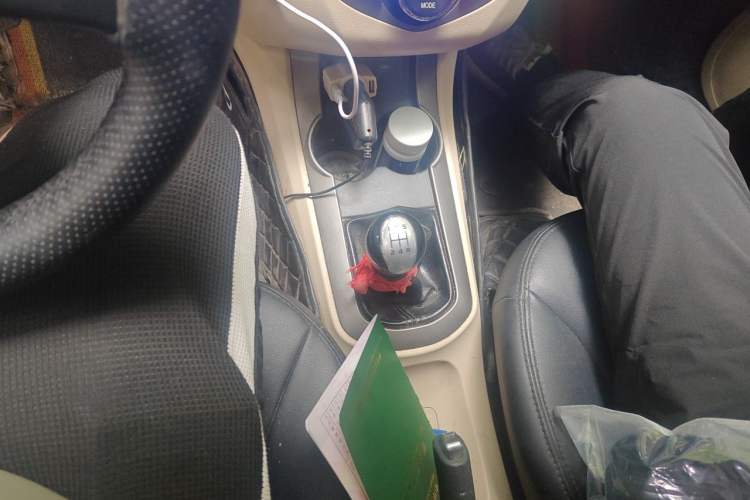 Used Haima M3 2014 1.5L Manual Elite Edition Gear Lever