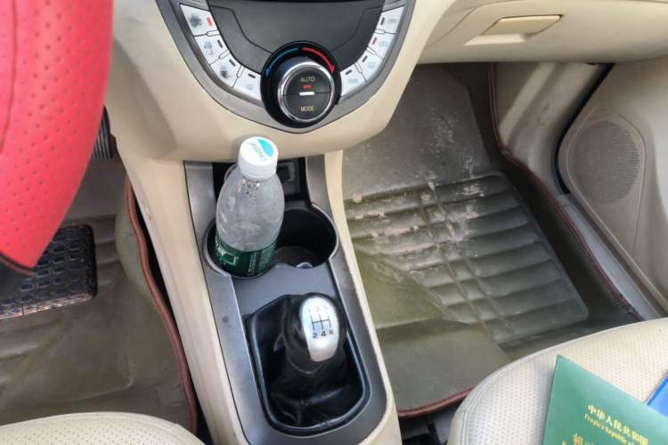 Used Haima M3 2014 1.5L Manual Comfort Model Gear Lever